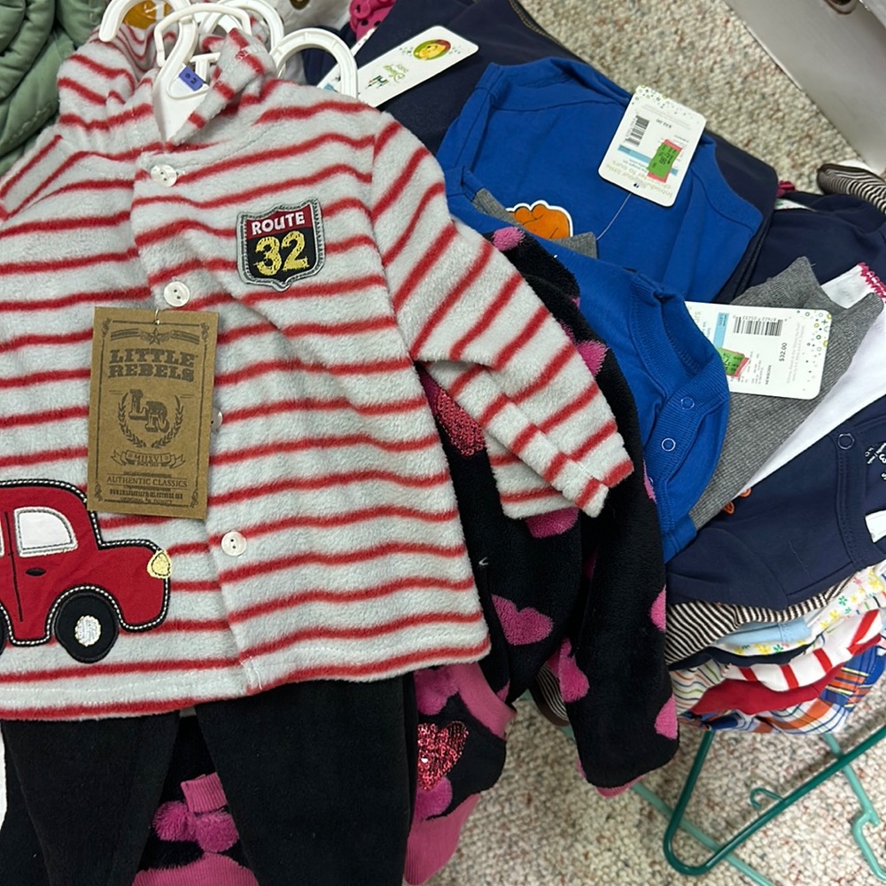 5lb box infant new born toddler mix brand mixed sizes
